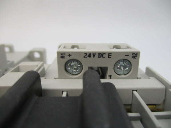 ALLEN BRADLEY 104-C12EJ22 SER. B 24VDC (BR/WH) NSMP