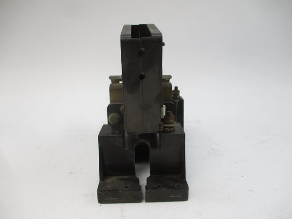 SQUARE D 7004 MXC03 51015-204-505360 SER. A 230/240VDC 25A UNMP