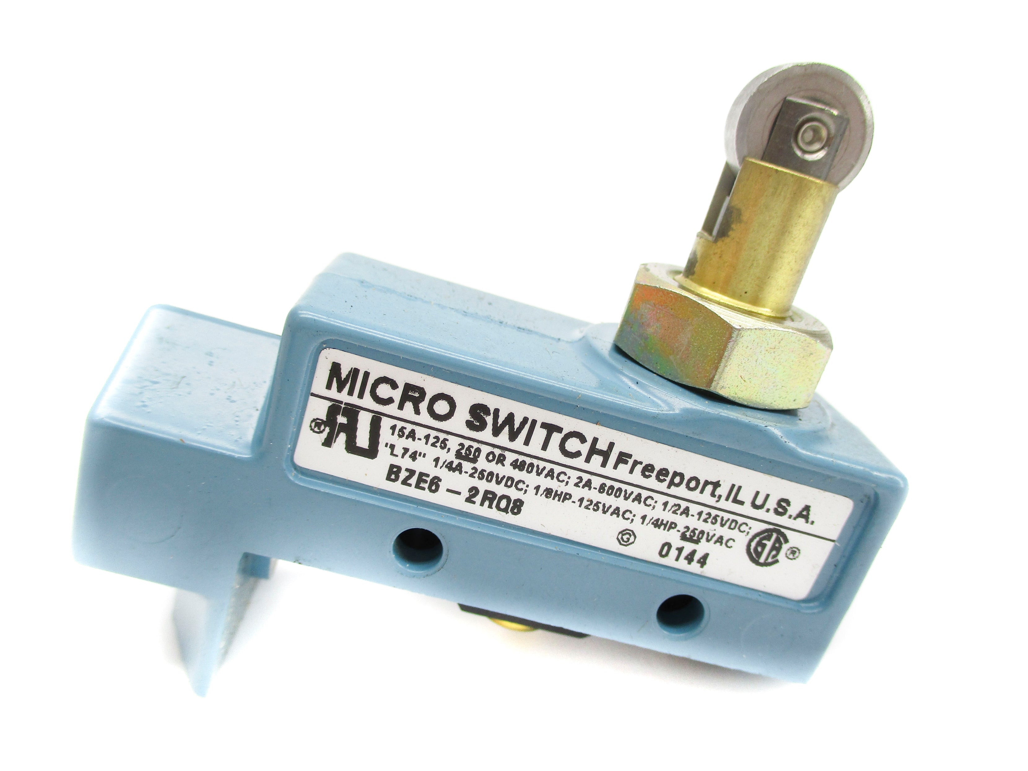 HONEYWELL BZE6-2RQ8 600VAC 2A (AS PICTURED) NSMP