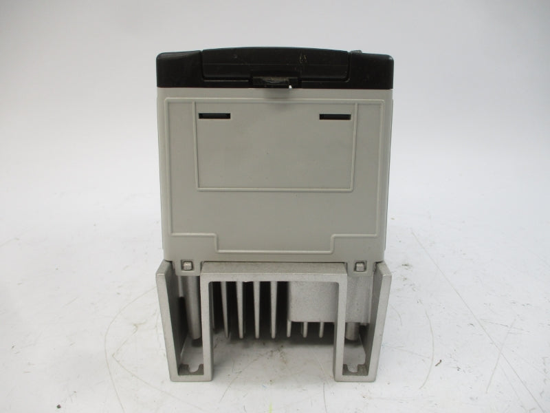 ALLEN BRADLEY 20AE2P7A0AYNNNC0 SER. A F/W 5.001 432-660VAC 3A NSNP