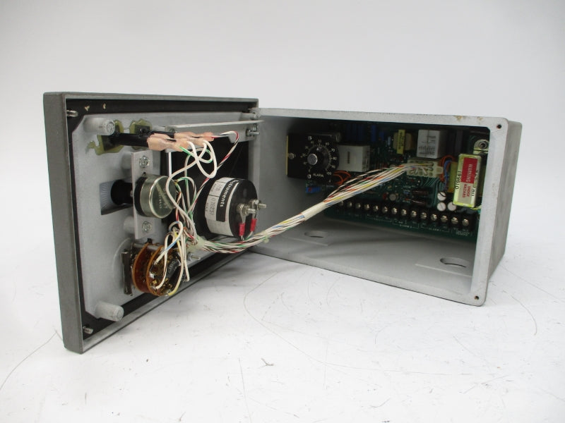 LEEDS & NORTHRUP 7075-1-011-120-002-000 120/240V 1.5A NSNP