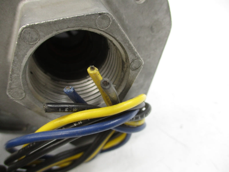 HONEYWELL C7012A1160 6 120VAC UNMP