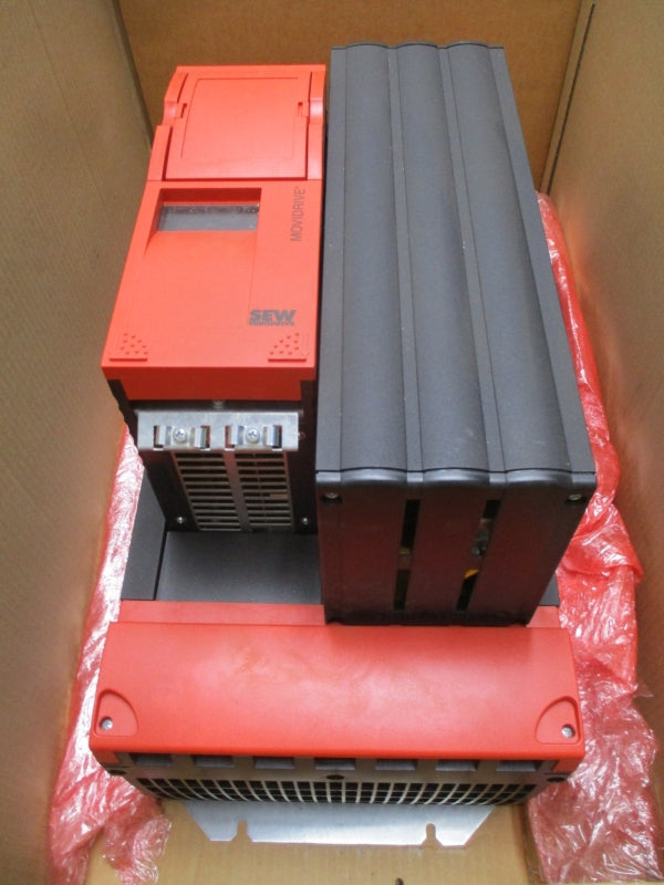 SEW-EURODRIVE MDV60A0550-503-4-00 08264961 380-500VAC 94.5A NSMP