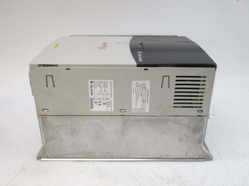 ALLEN BRADLEY 20DD027A0EYNANACE SER. A F/W V.5.002 432-528V 24.8A UNMP