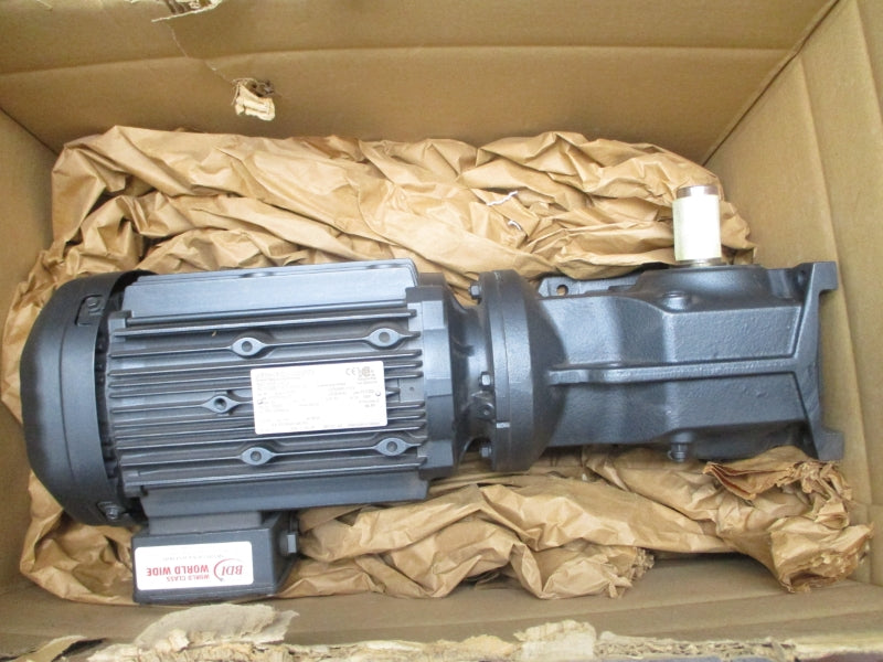 SEW-EURODRIVE K47DRE100L4 230/460V 8.00/4.00A NSMP