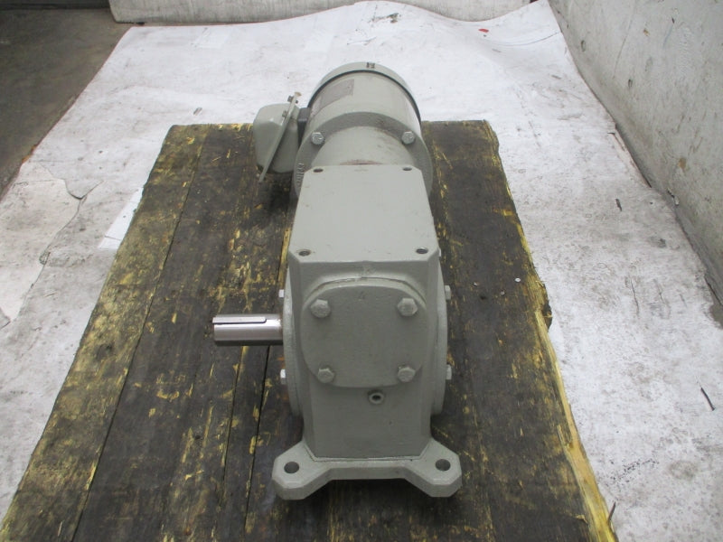 STERLING ELECTRIC DH0014FCA W/ 2262AC030143 1800 RPM 1.65 HP GEAR BOX 208-230/460V 3.1-3.0/1.5A NSNP