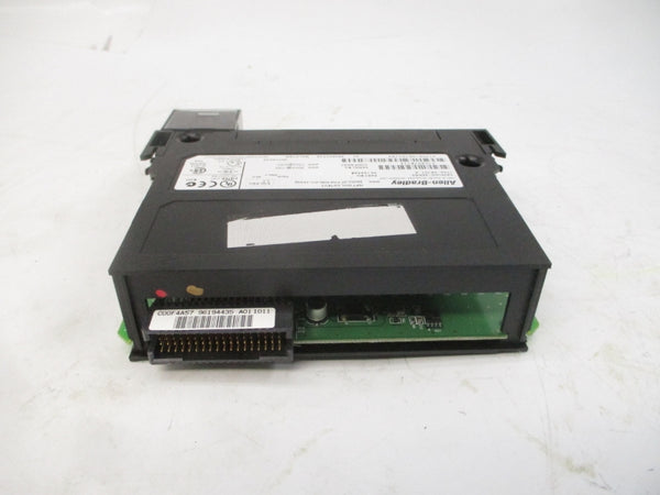 ALLEN BRADLEY 1756-OB16I SER. A F/W 3.2 24VDC 2A NSMP