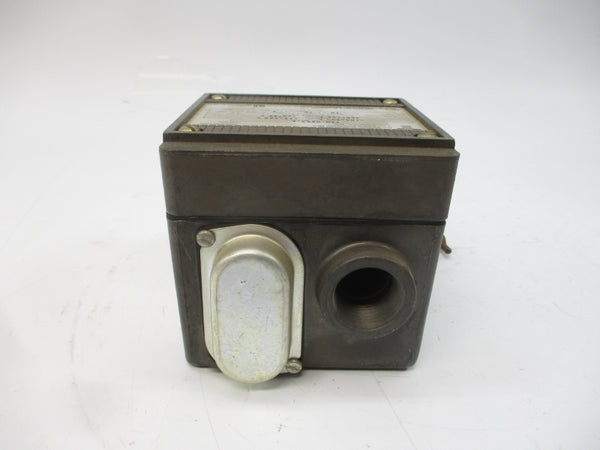 BARKSDALE T2H-H253-A 600VAC 10A 50-150'F NSNP