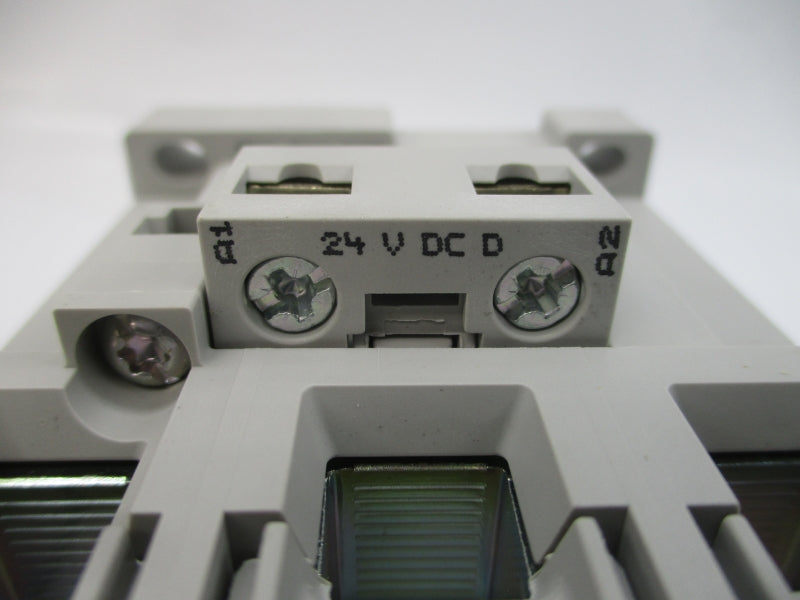 ALLEN BRADLEY 100S-C85DJ14BC SER. A 24VDC 100A (BR/WH) NSMP