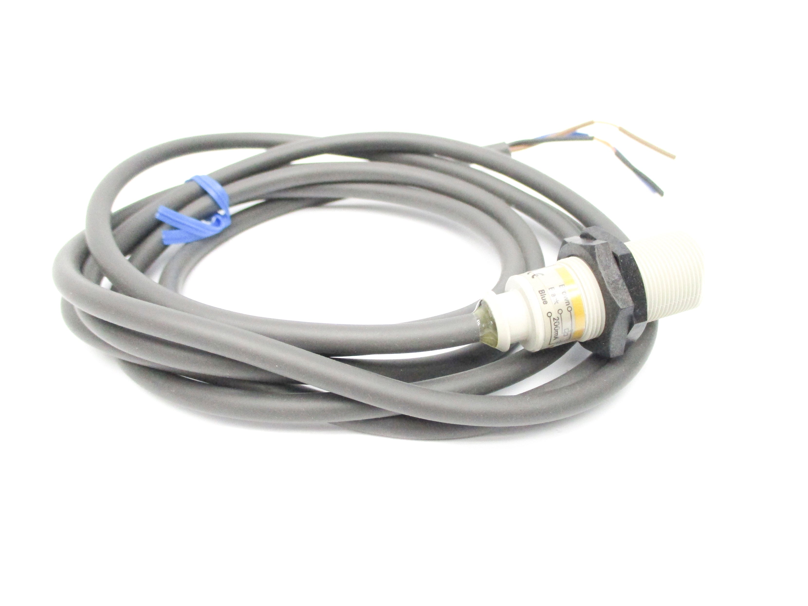 OMRON E2F-X5E1 12-24VDC NSNP