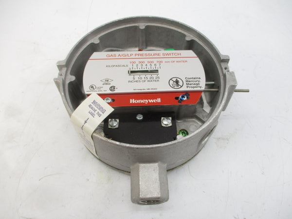 HONEYWELL C437E1004 120/240VAC 48A 5PSI REV. B NSMP