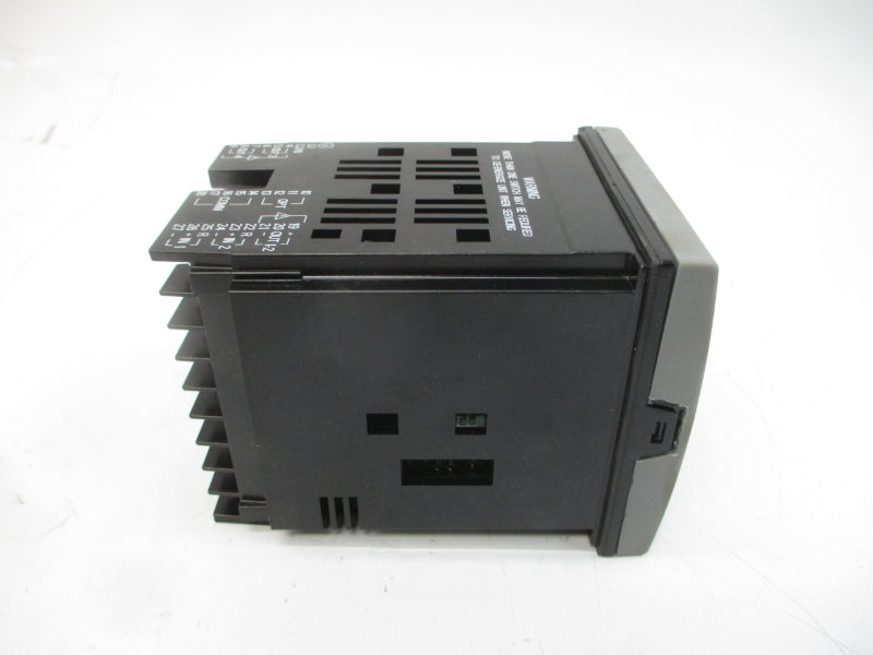 HONEYWELL DC2500-CE-0A0R-300-00000-E0-0 90-250VAC NSMP