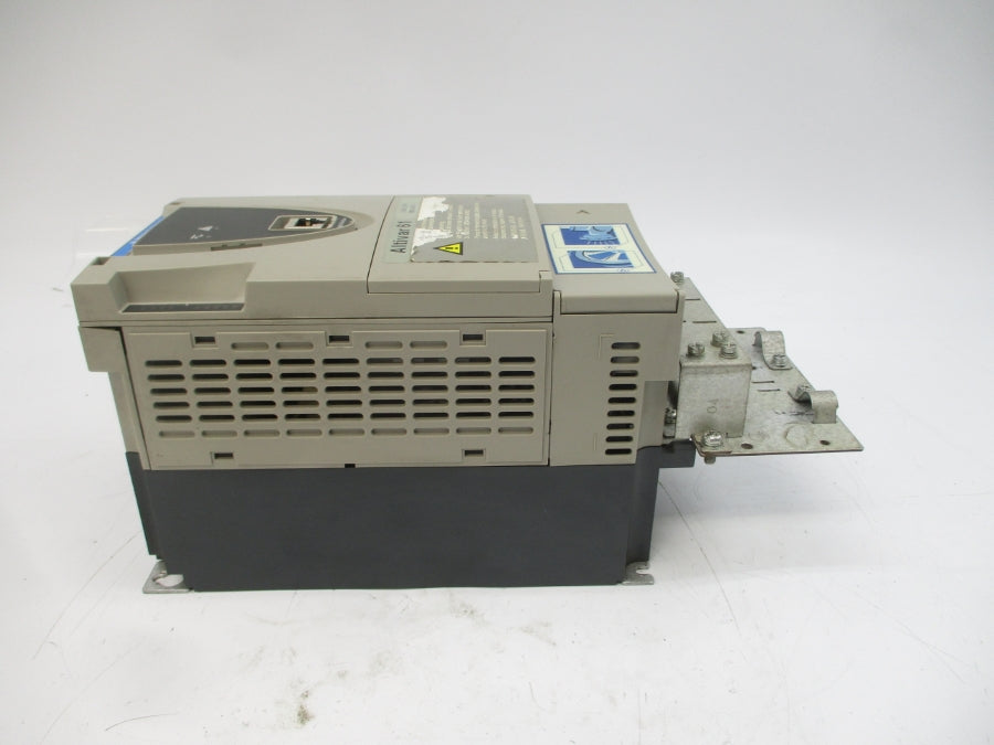 TELEMECANIQUE ATV61HU15N4 380-480V 5.8A UNMP