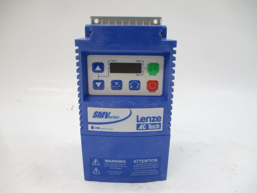 LENZE ESV371N04TXB 13471641 400/480VAC 1.7/1.5A NSMP
