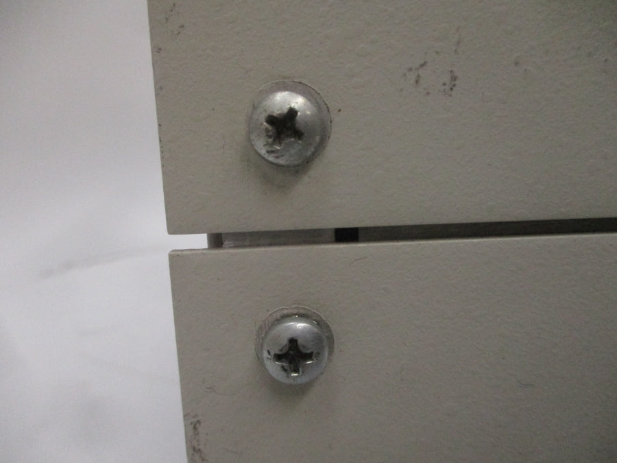 GRAPHICS MICROSYSTEMS 090G100211-21 90-264V REV. A UNMP