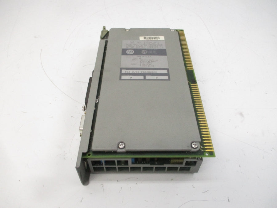 ALLEN BRADLEY 1772-LZP SER. D F/W F 120/240VAC 4A (NO KEY) UNMP