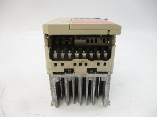 YASKAWA CIMR-VU4A0004BAA 380-480VAC 4.3/3.2A REV. D UNMP