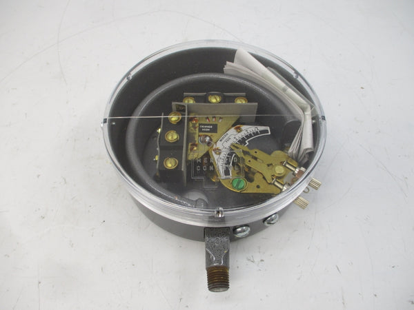 MERCOID DA-7031-804-6 120/240VAC 10A 0-100PSI NSMP