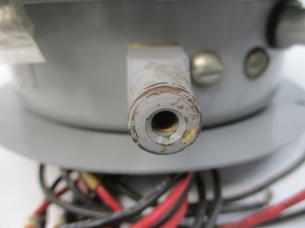 MERCOID CONTROL DAW33-804R3A 120/240VAC 4A 1/8-20PSI UNMP