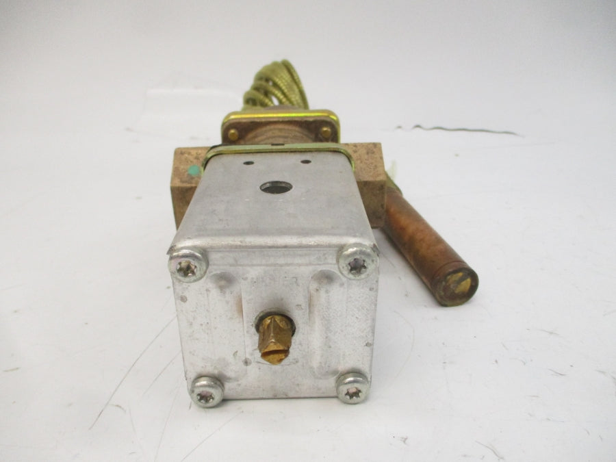 JOHNSON CONTROLS V47AC-3 150PSI 115-180'F 3/4" NSNP