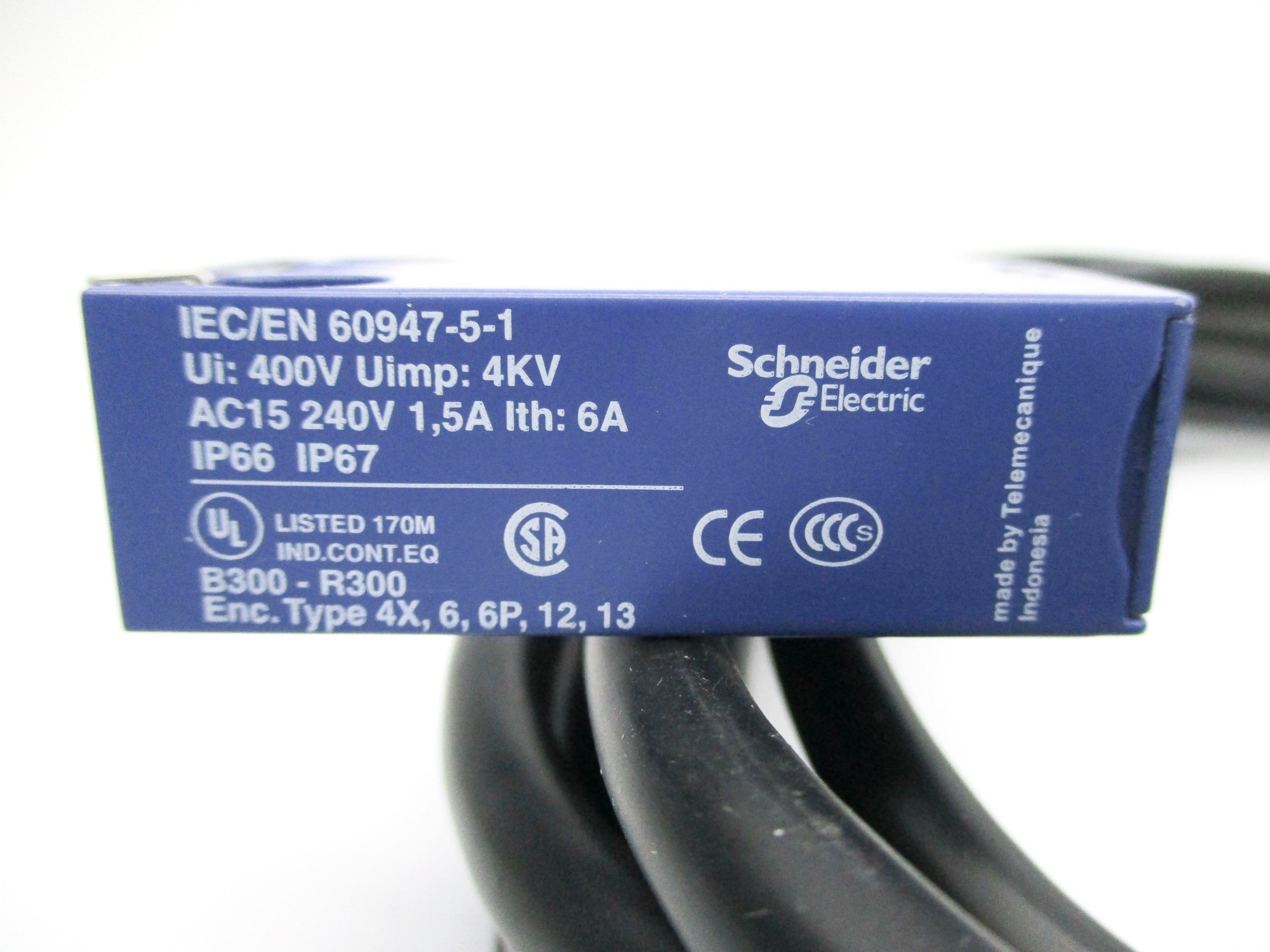 TELEMECANIQUE ZCMD21 240VAC 1.5A NSNP
