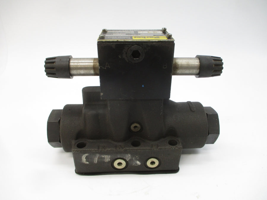 PARKER D63W3C1Y34 110/120V .72-.75A 3000PSI UNMP