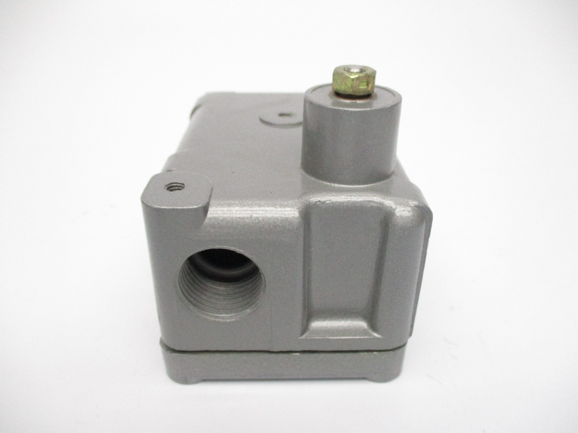 MICRO SWITCH OP-AR165 (GREY) UNMP