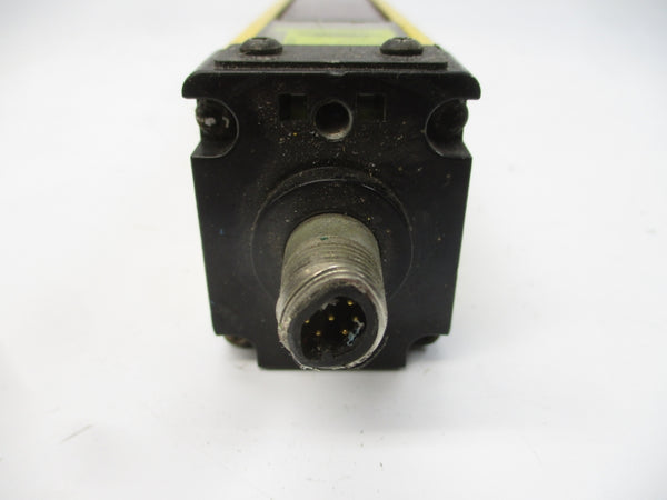 BANNER ENGINEERING SLSR30-600Q8 24VDC 0.275A (AS PICTURED) UNMP