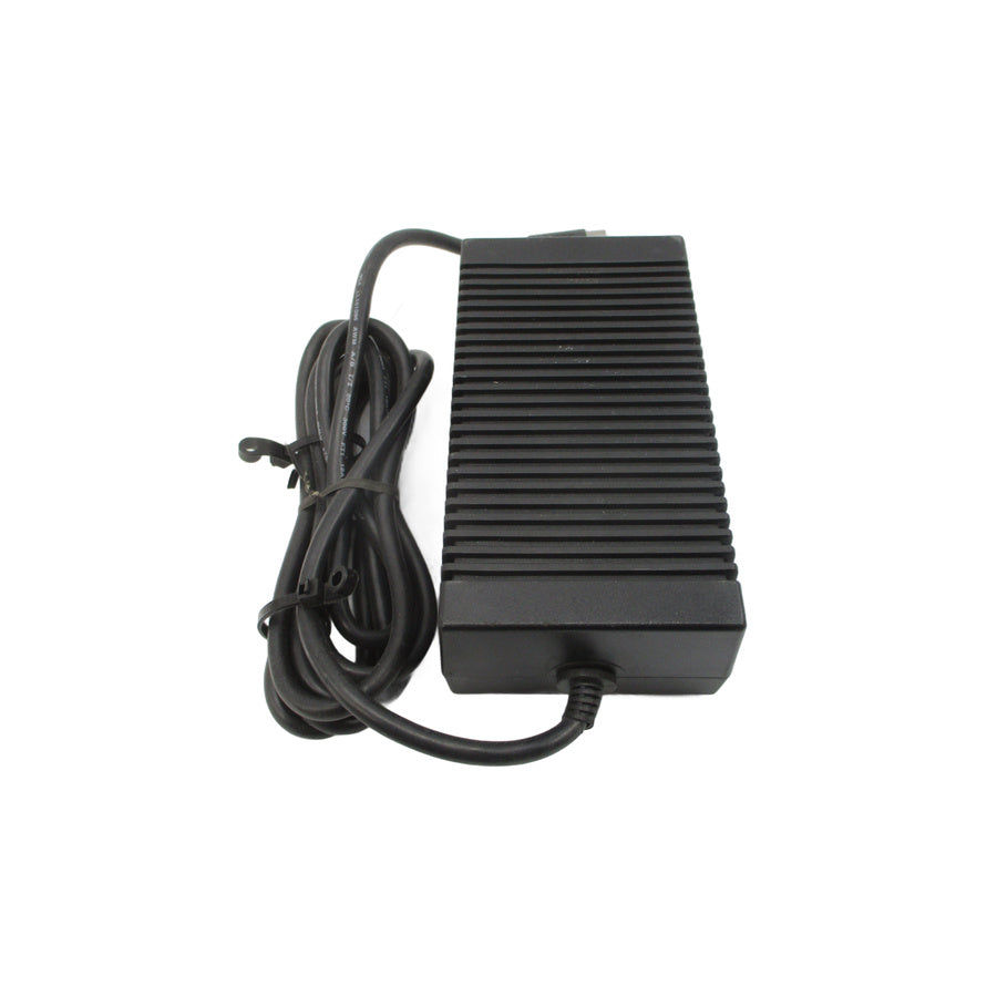 INTERNATION POWER SOURCES PUP55-23 100-240V 1.3A UNMP