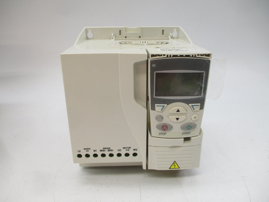 ABB ACS355-03U-23A1-4 400/480V 31/26A NSMP