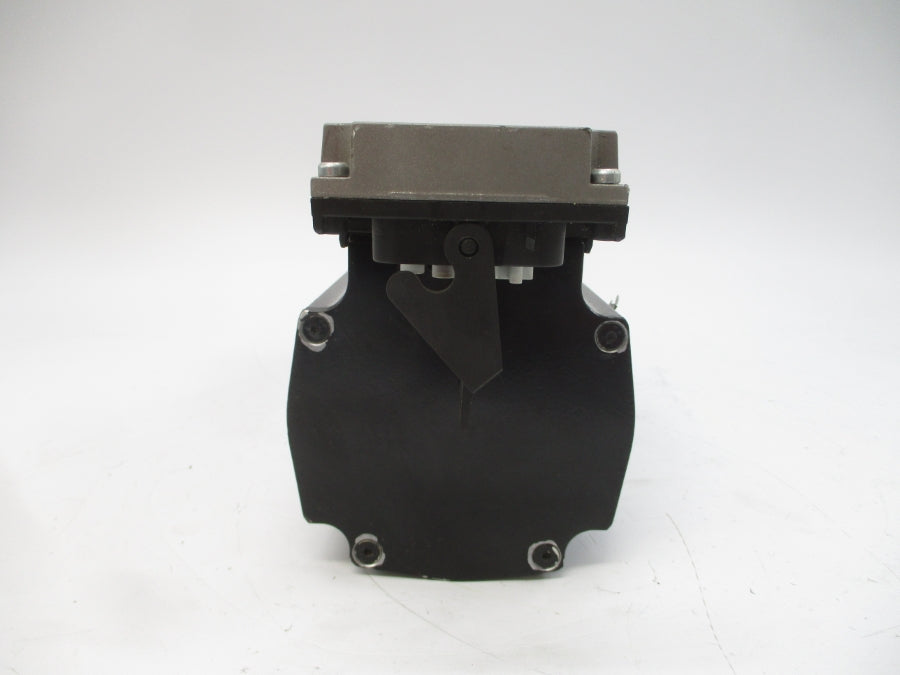 SCHNEIDER ELECTRIC VIA1003C01F0000 680V 3.60A UNMP