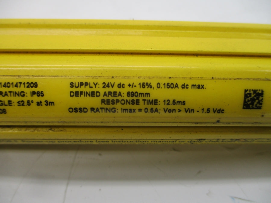BANNER ENGINEERING SLPR25-690P8 24VDC 0.150A UNMP