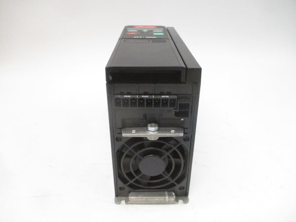 DANFOSS 195N1055 VLT2822PT4B20STR1DBF10A00C0 380-460V 4.7A UNMP