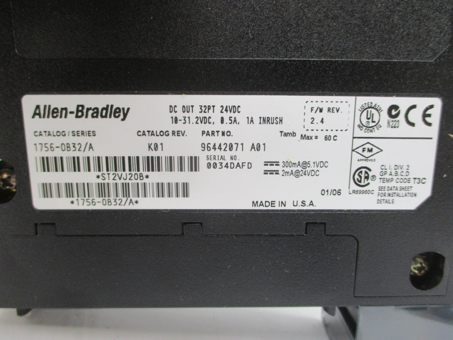 ALLEN BRADLEY 1756-OB32 SER. A F/W 2.4 10-31.2VDC 1A REV. A01 NSMP