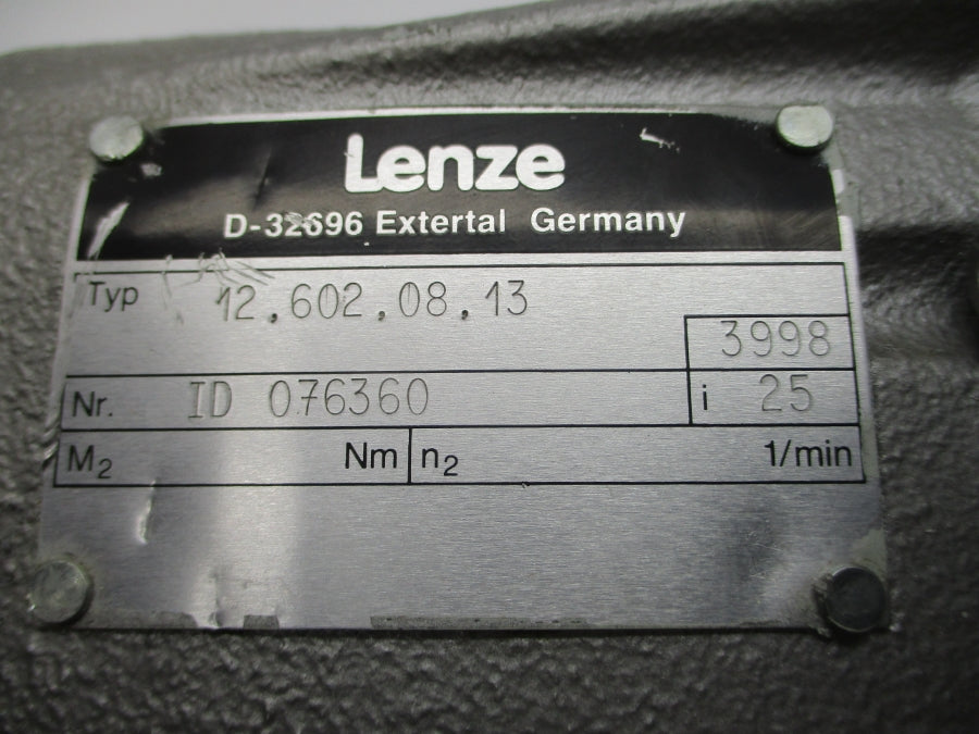 LENZE SKG71-4A2 11.712.02.08 12.602.08.13 220-277/380-480V 1.3/0.75A UNMP