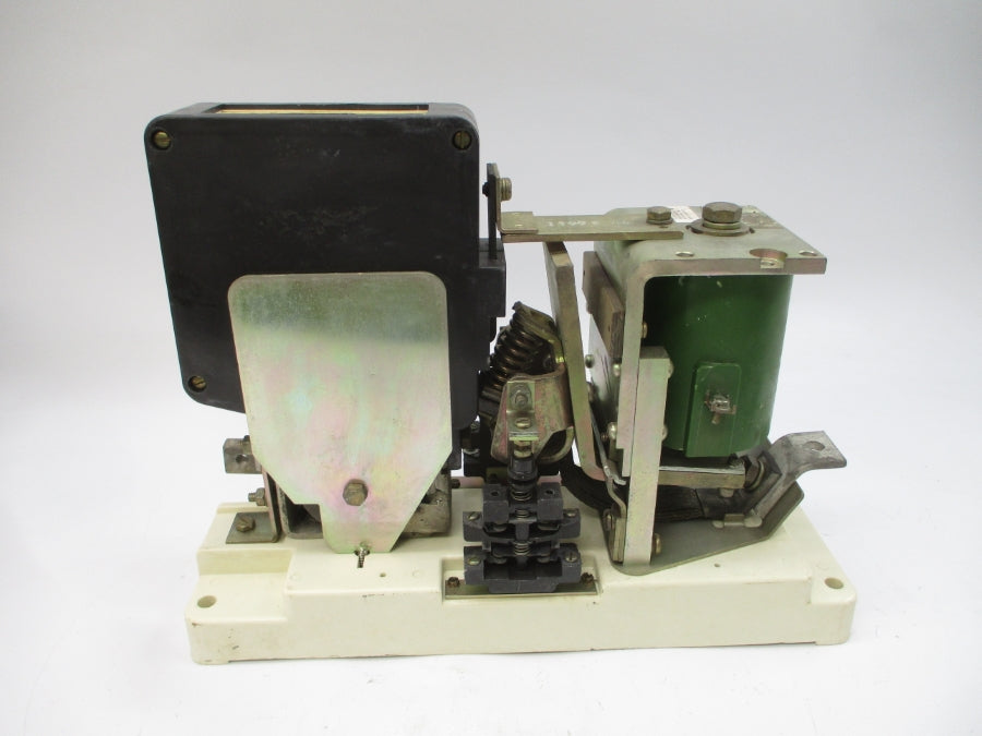 GENERAL ELECTRIC DS303A6A01KXA003XN 115/120VDC 600A NSNP