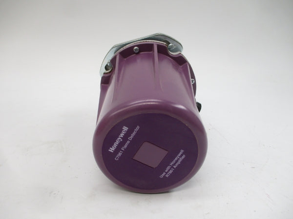 HONEYWELL C7061A1046 120VAC 1" NSMP