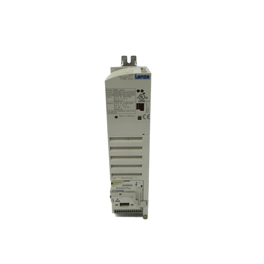 LENZE E82EV152_4C 13015367 400/500VAC 5.5/4.4A UNMP