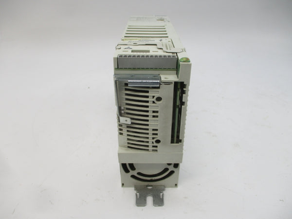 LENZE E82EV152_4C 13015367 400/500VAC 5.5/4.4A UNMP