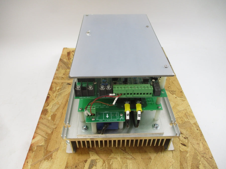 SAF DRIVES FS2-25-2/4 240/480V 35A NSMP