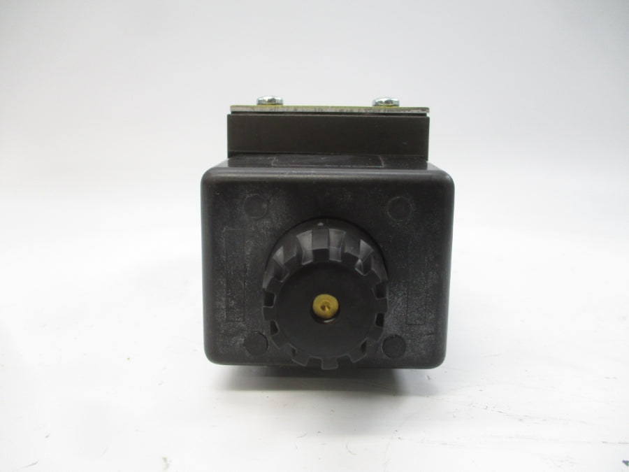 PARKER D3W003CNYC51 110/120V 0.79-0.93A 5000PSI NSNP
