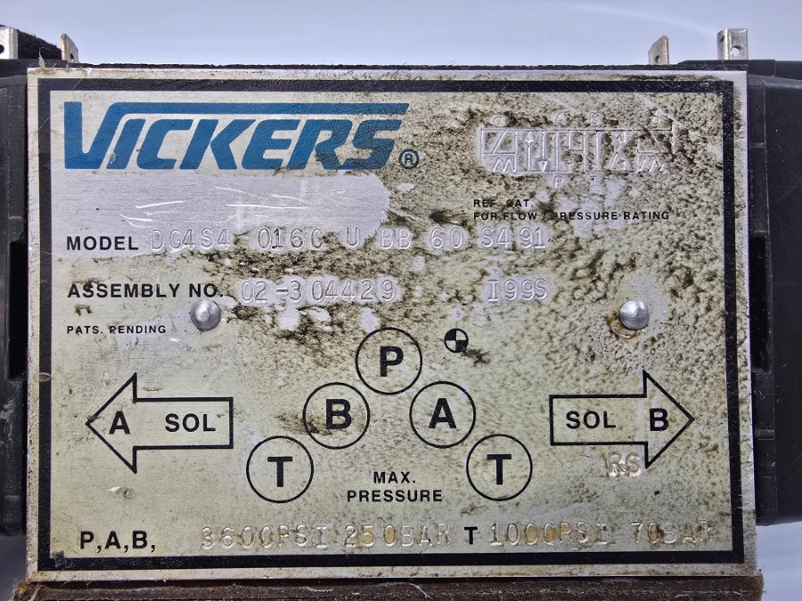 VICKERS DG4S4016CUBB60S491 02-304429 1000-3600PSI UNMP