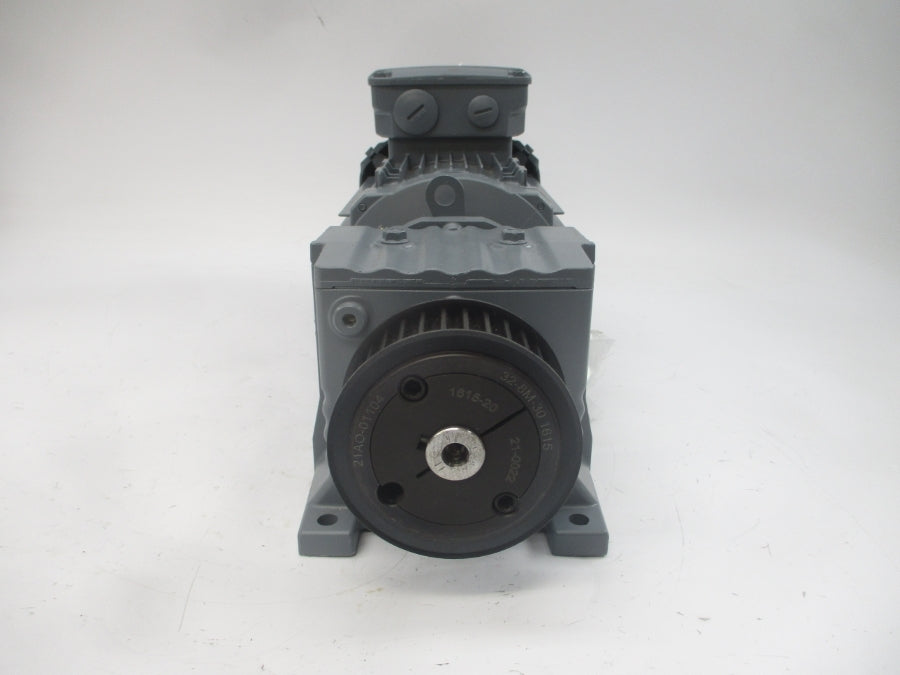 SEW-EURODRIVE R17DRN80M4 21AO-01104 220-230/380-400V 3.05/1.75A NSNP