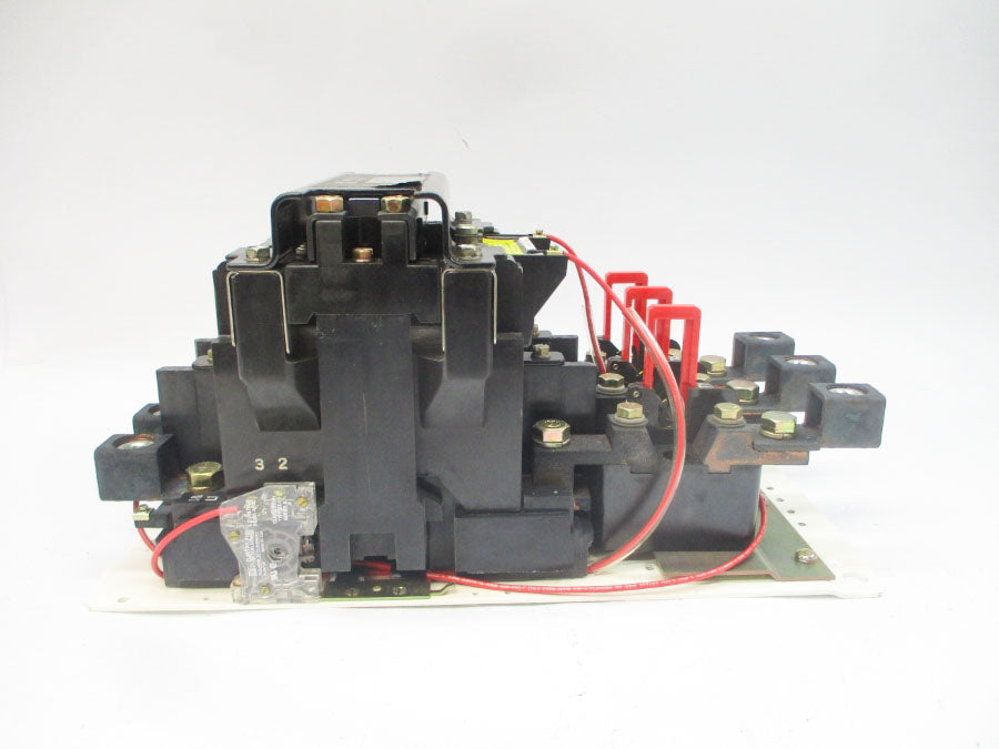 SQUARE D 8536SGO1V06 SER. A 440-480V 30A NSNP