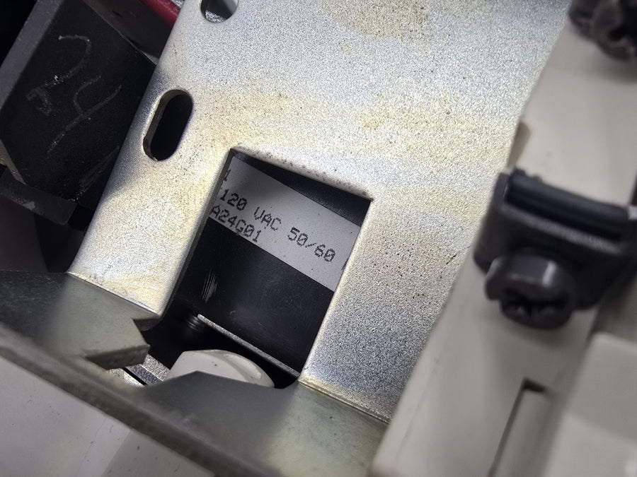 CUTLER HAMMER V200M6CJC 9084A48G01 110/120VAC 540A UNMP