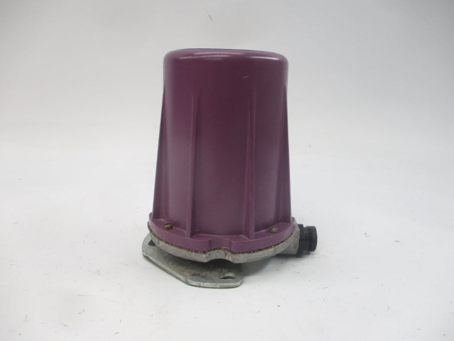 HONEYWELL C7061A1038 120VAC UNMP