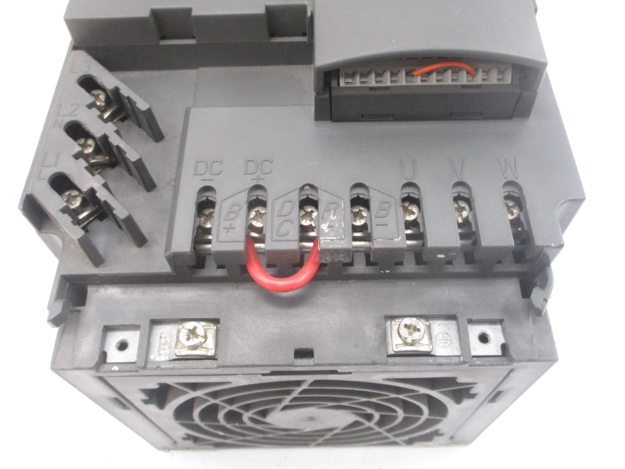 SIEMENS 6SE6440-2UE31-1CA1 500-600VAC 18.1A (MISSING COVER) UNMP