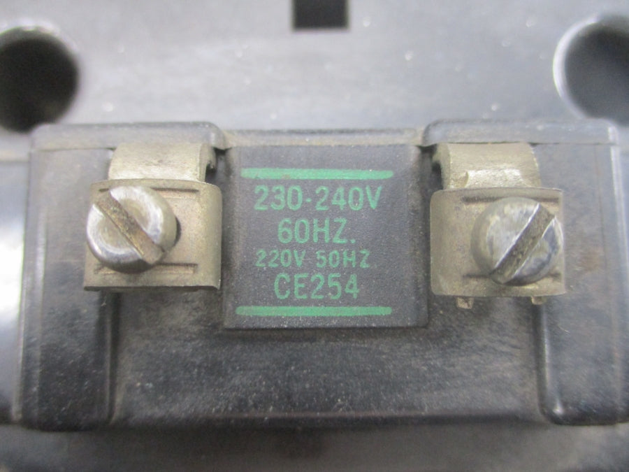 INDUSTRIAL SPARE PART 520F-EOA SER. B 220/230-240V 135A UNMP
