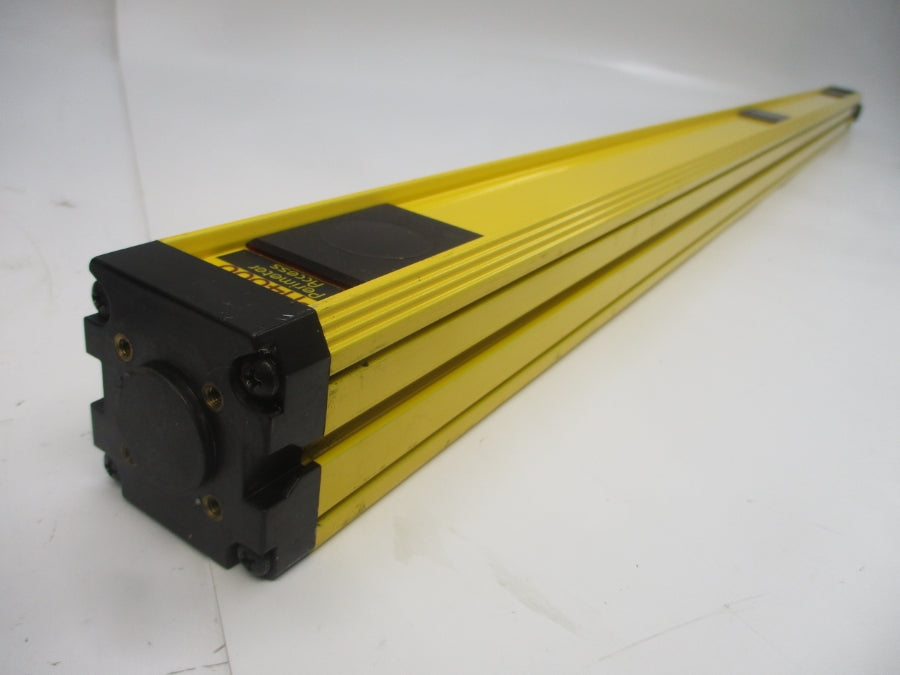 STI 70172-1042 PA46-3-500-Q2-NO1-PN-R 24VDC 1.6A (AS PICTURED) NSNP
