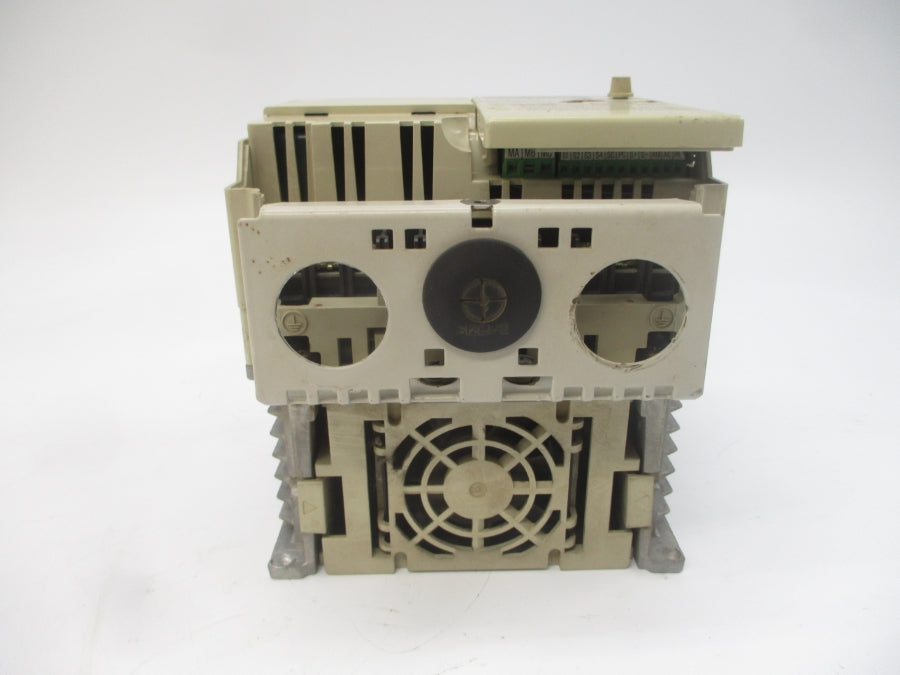 YASKAWA CIMR-V7AM43P7 380-460VAC 12A (AS PICTURED) UNMP